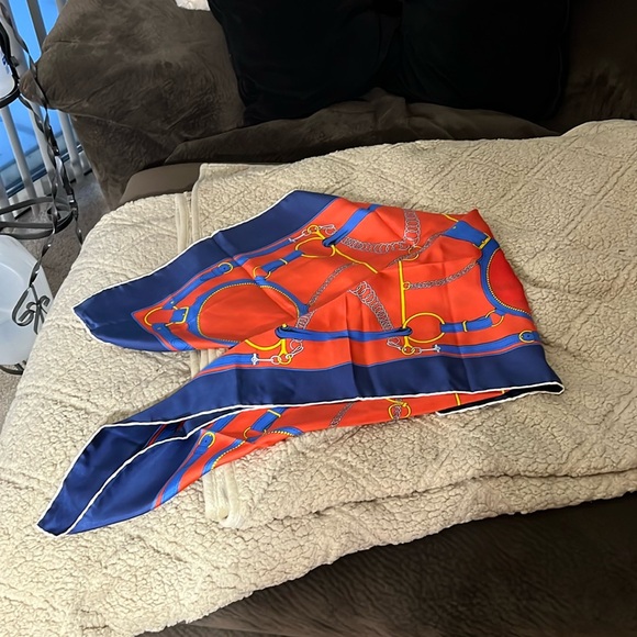 Celine scarf red and blue !CELINE large scarf 86 33″ red - Picture 7 of 7